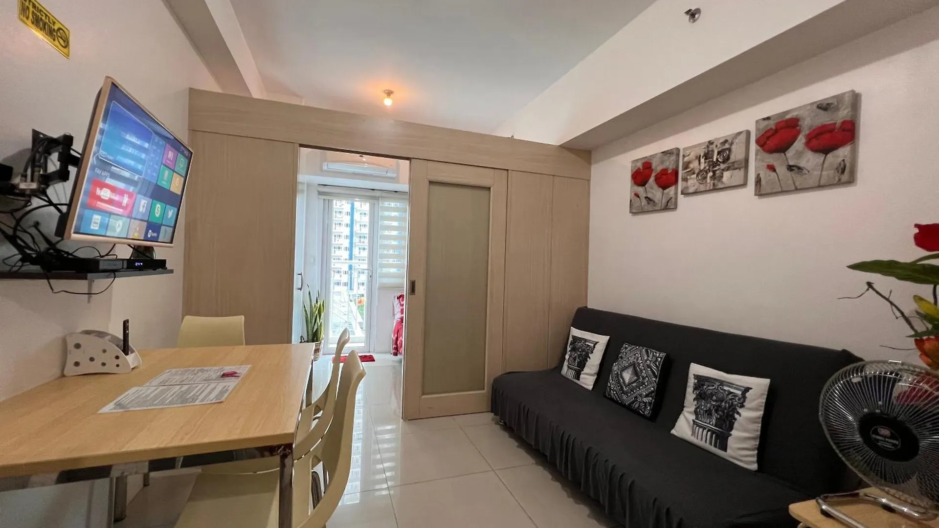 Studio Units At Sm Light Residences Condo Beside Boni Mrt Station Manila 0*,  Filippinerna